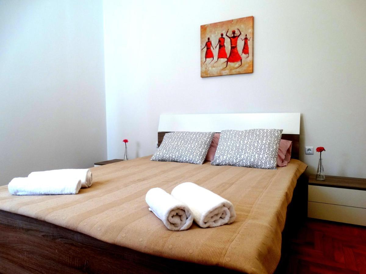 Cosy And Comfortable Apartment In The City Center เอเธนส์ ภายนอก รูปภาพ